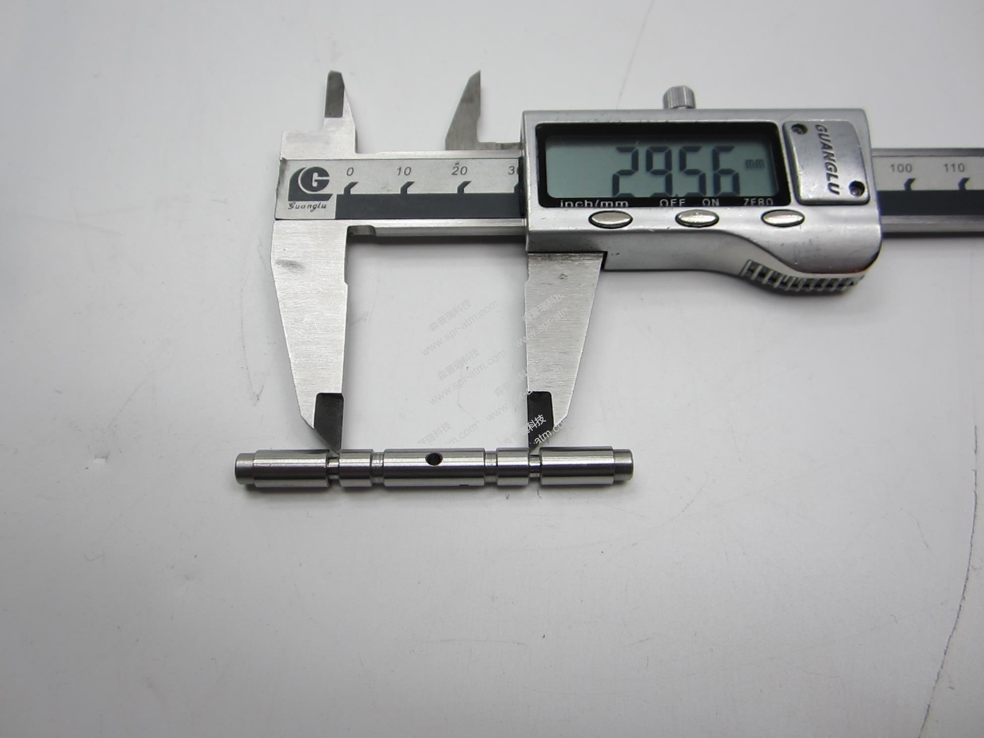 6040W双卷暂存入钞口上部金属传动轴（短）（长62mm 直径6mm）-ATM配件