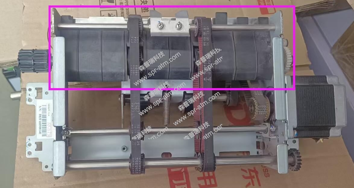 运通 CDM8240N机芯 挖钞单元 黑色塑料板